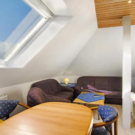 Rocker Apartment *